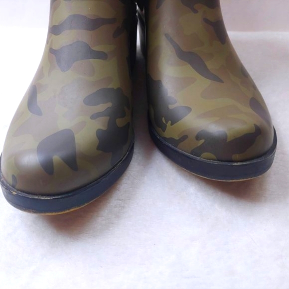 Lucky Brand Basel H20 Camoflage Pull On Rain Bootie Size 7M - Picture 10 of 16